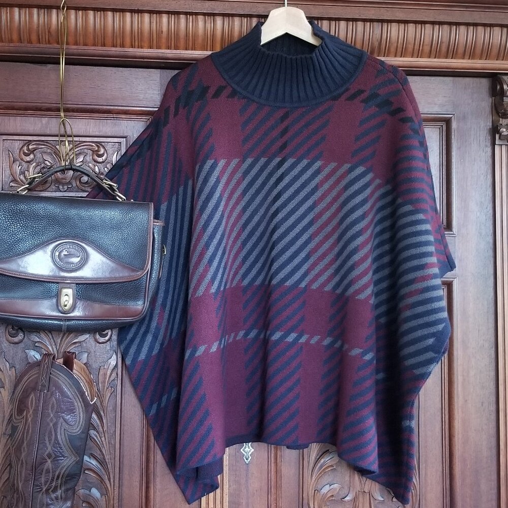 LIKE NEW Plaid Sweater Poncho